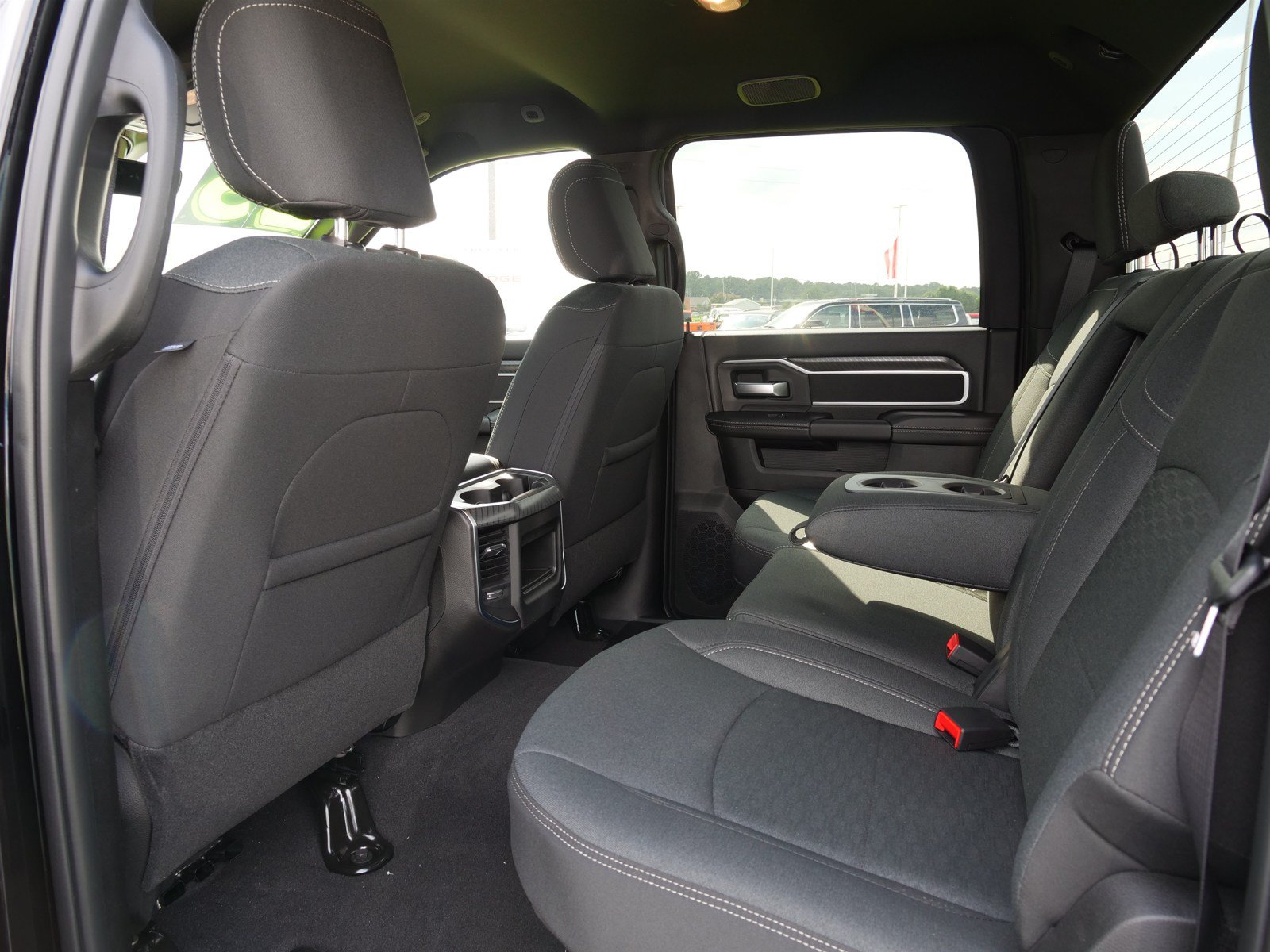 Used 2025 RAM 2500 Big Horn AWD/4WD image 13