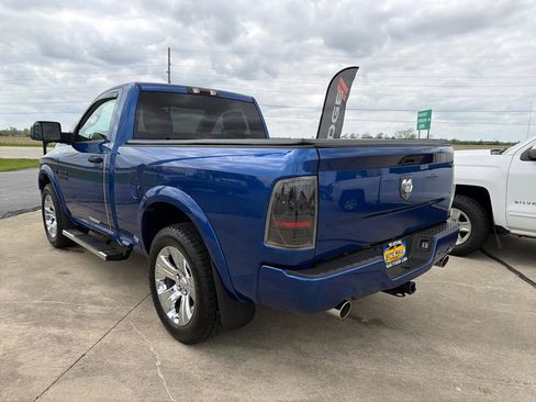 Used 2014 RAM 1500 Express AWD/4WD image 10