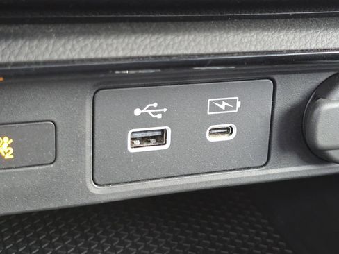 Used 2023 Honda CR-V EX image 7