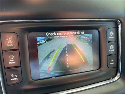 Used 2017 Dodge Durango GT image 18