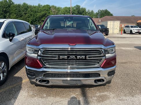 Used 2022 RAM 1500 Laramie AWD/4WD image 2