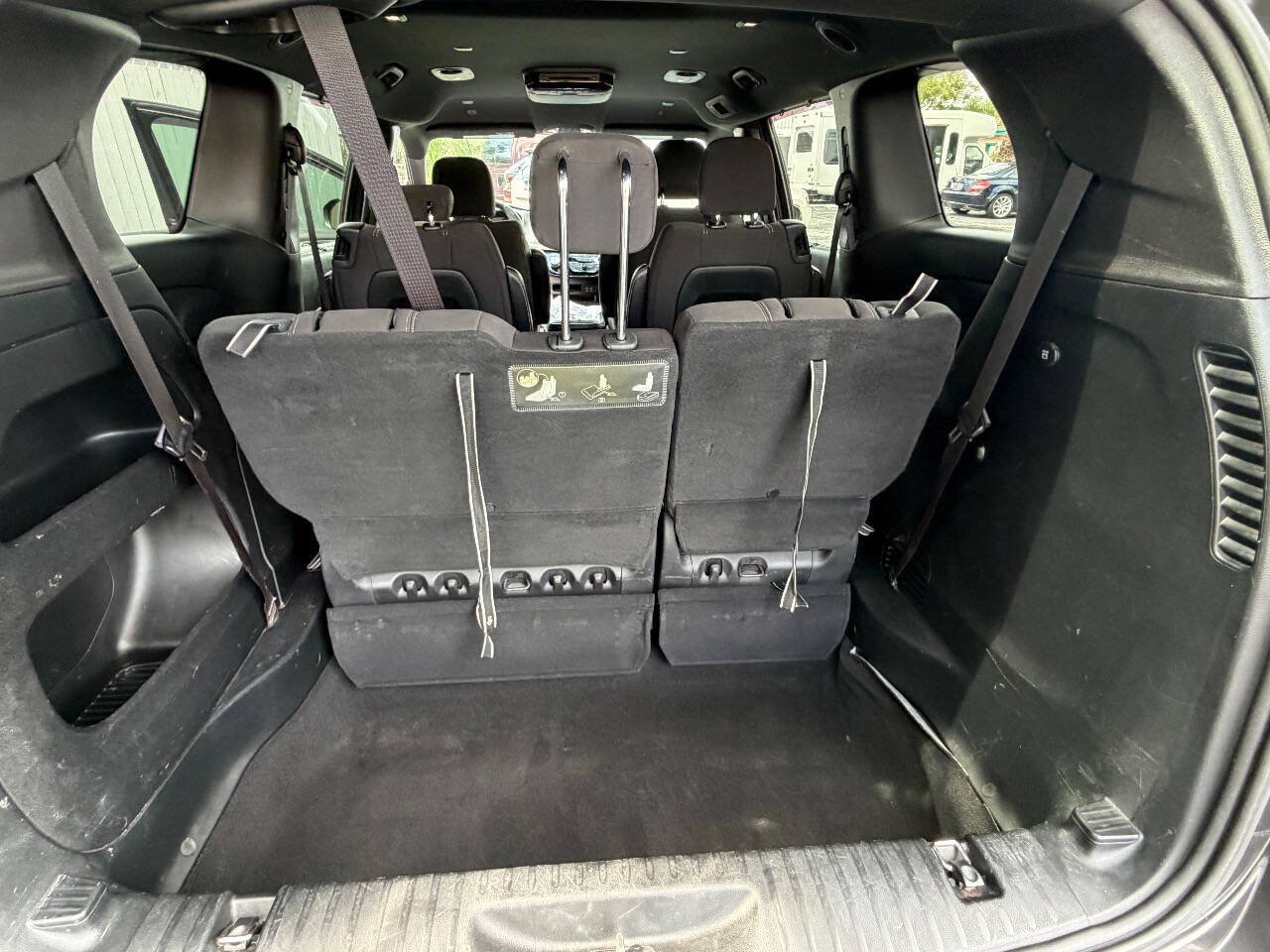 Used 2020 Chrysler Pacifica Touring w/ S Appearance Package FWD image 1
