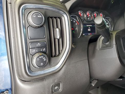 Used 2022 Chevrolet Silverado 1500 LT w/ All Star Edition Plus RWD image 21