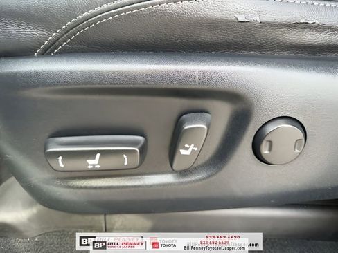 Used 2018 Toyota 4Runner Limited image 21