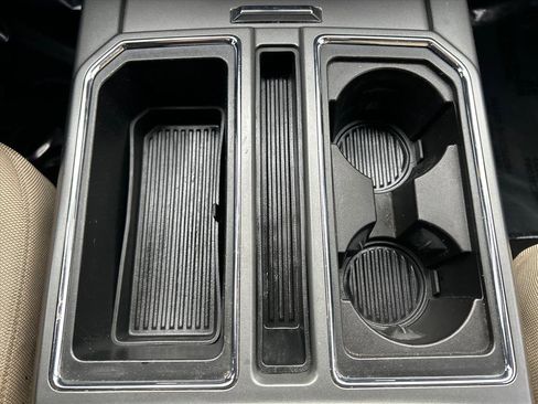 Used 2015 Ford F150 XLT w/ Equipment Group 302A Luxury image 30