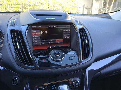 Used 2014 Ford Escape Titanium image 22