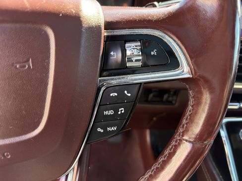 Used 2019 Lincoln Navigator Black Label image 14