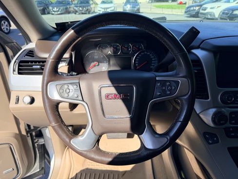 Used 2018 GMC Yukon XL SLT RWD image 19