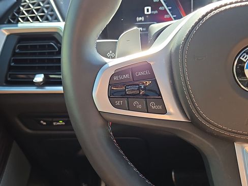 Used 2025 BMW X5 M60i AWD/4WD image 21