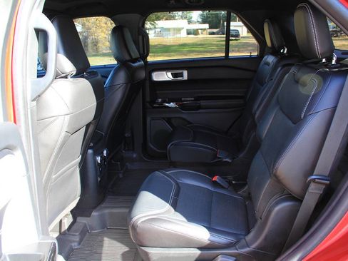 Used 2021 Ford Explorer ST w/ Equipment Group 401A image 21