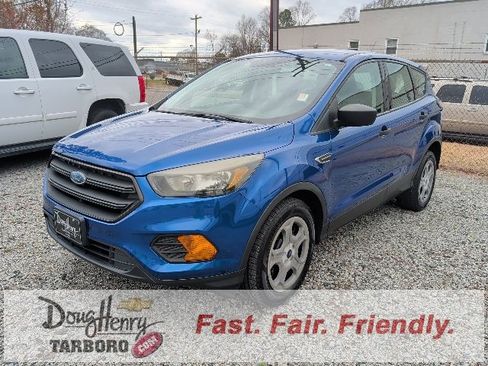 Used 2018 Ford Escape S image 1