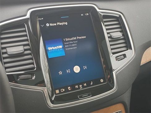 Certified 2024 Volvo XC90 T8 Plus w/ Protection Package Premier image 22