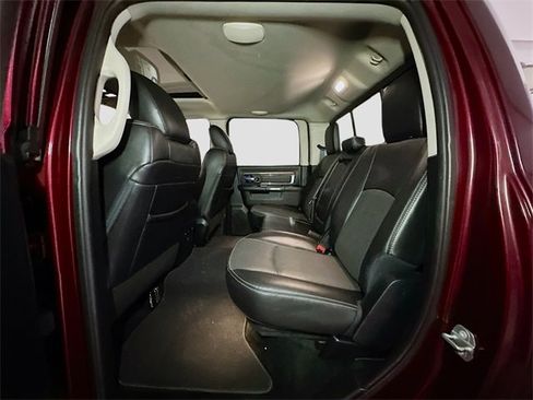 Used 2017 RAM 1500 Laramie w/ Convenience Group image 19