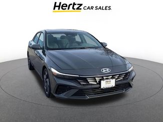 Used 2025 Hyundai Elantra SEL video 1