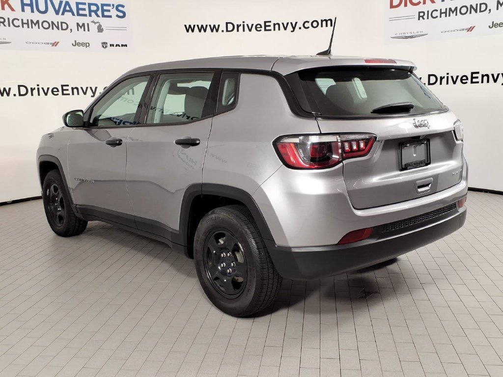 Used 2021 Jeep Compass Sport w/ Cold Weather Group FWD image 6