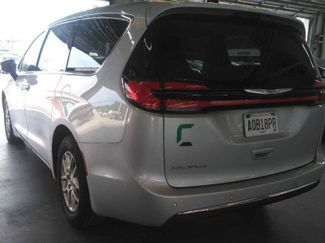 Used 2024 Chrysler Pacifica Touring-L FWD video 2