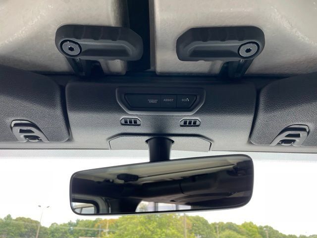 Used 2022 Jeep Wrangler Unlimited Sport AWD/4WD image 22