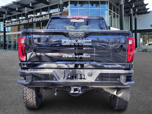 Used 2024 GMC Sierra 2500 Denali Ultimate image 4