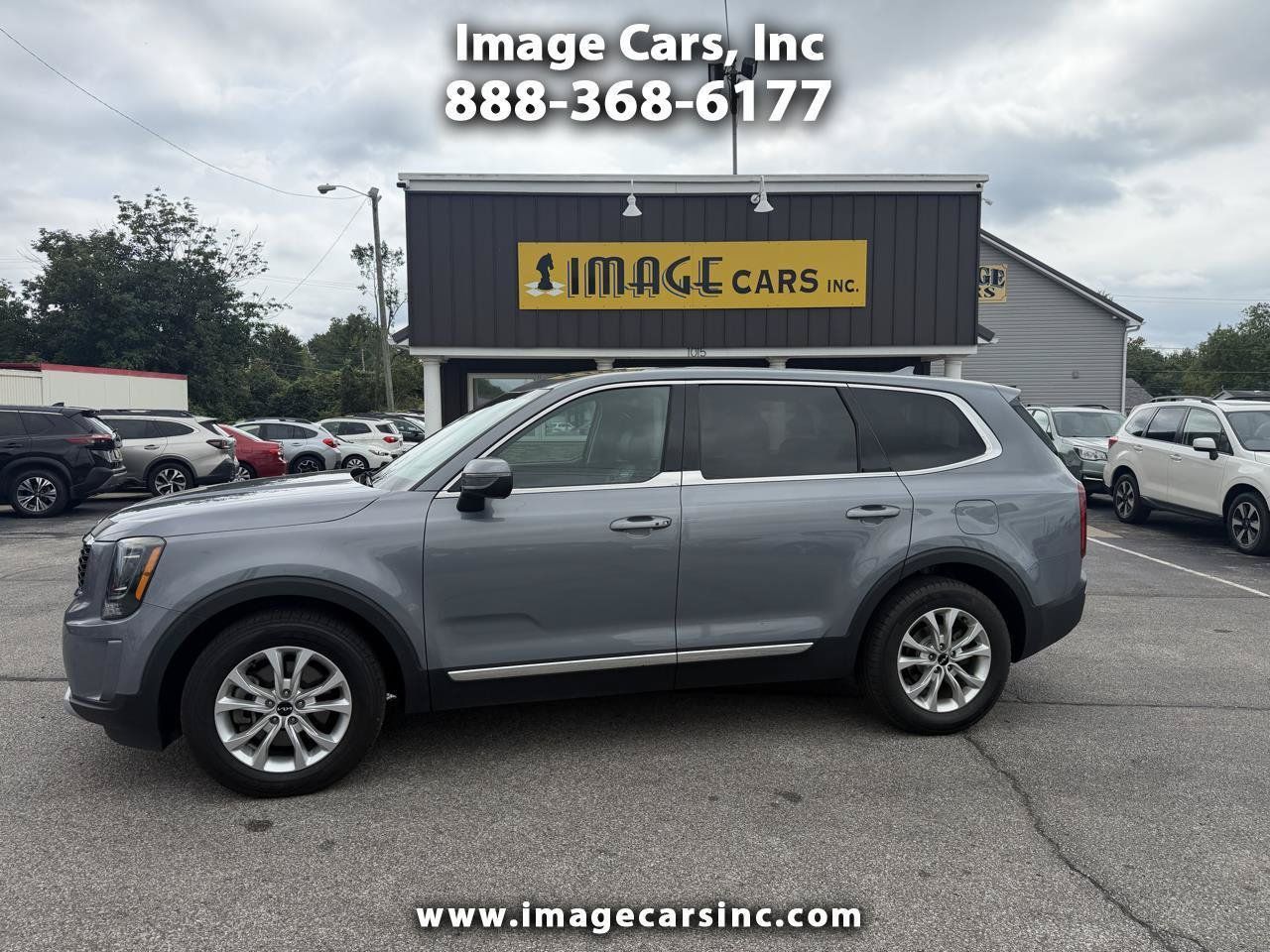 Used 2022 Kia Telluride LX AWD/4WD image 1