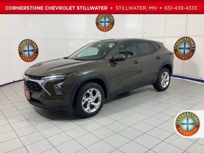 Used 2024 Chevrolet Trax LS w/ LS Convenience Package
