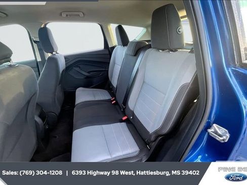 Certified 2019 Ford Escape S image 19