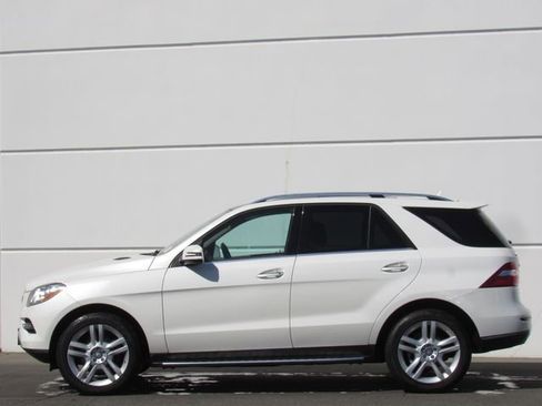 Certified 2015 Mercedes-Benz ML 350 4MATIC image 4