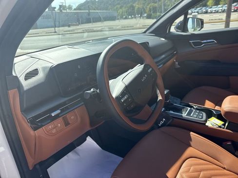 New 2026 Kia Sportage X-Line w/ X-Line Technology Package AWD/4WD image 27