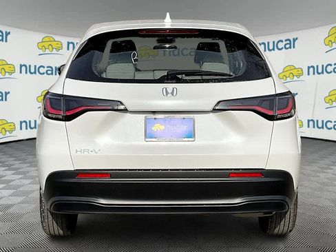 New 2026 Honda HR-V LX image 5