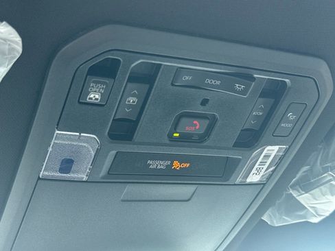 New 2026 Toyota Tundra Platinum AWD/4WD image 33