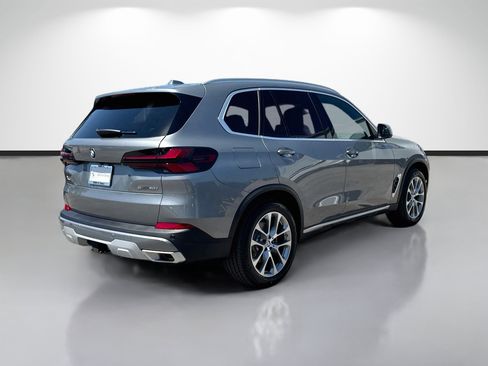 Used 2026 BMW X5 sDrive40i RWD image 3