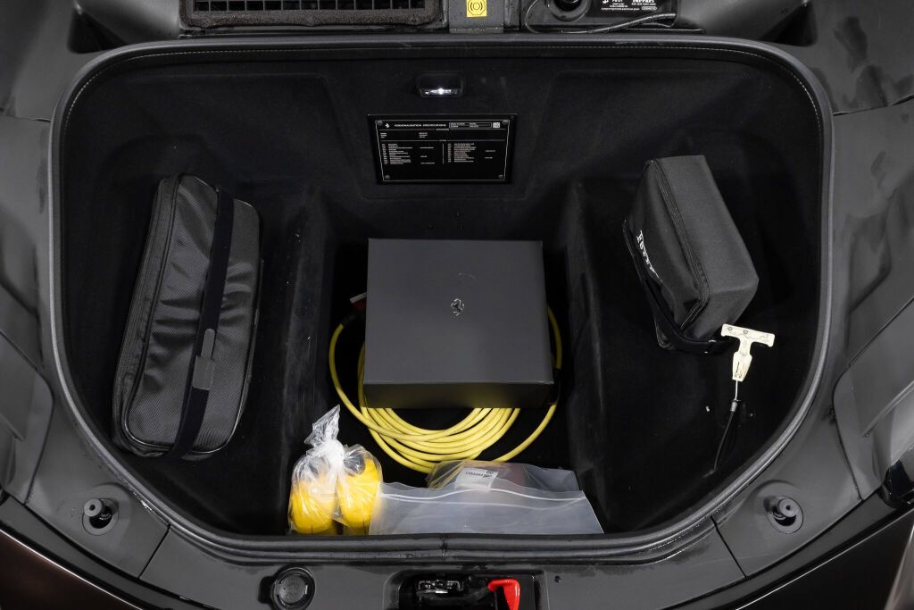 Used 2025 Ferrari 296 GTS RWD image 23