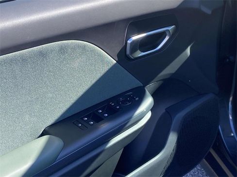 New 2025 Kia K4 EX image 14