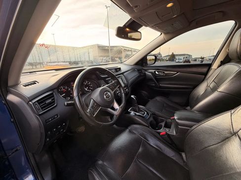 Used 2019 Nissan Rogue SL w/ Premium Package FWD image 18
