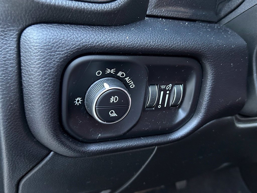 Used 2021 RAM 2500 Laramie AWD/4WD image 21