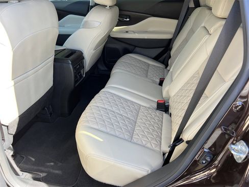 Used 2022 Nissan Murano Platinum w/ Cargo Package image 17