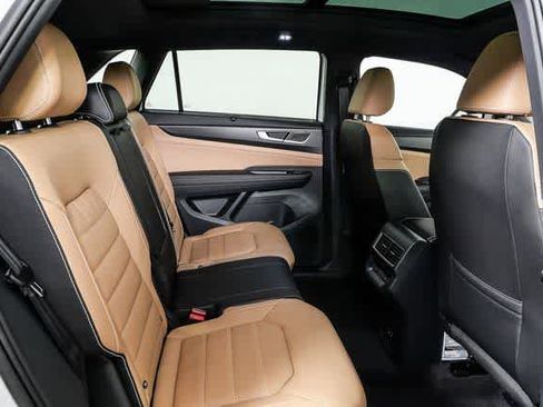 New 2026 Volkswagen Atlas Cross Sport SEL AWD/4WD image 24