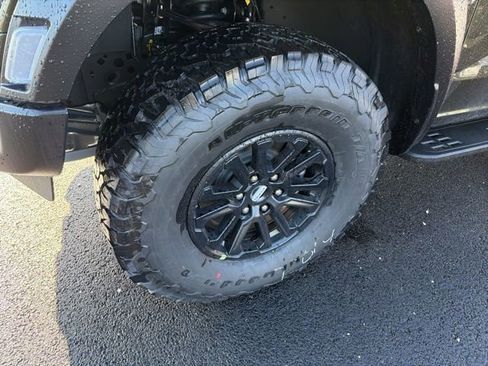 New 2025 Ford F150 Raptor AWD/4WD image 5