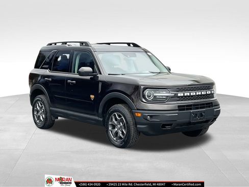 Used 2021 Ford Bronco Sport Badlands image 7