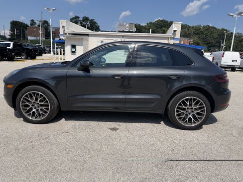 Used 2018 Porsche Macan AWD/4WD image 4