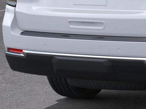 New 2026 Chevrolet Suburban LS image 14