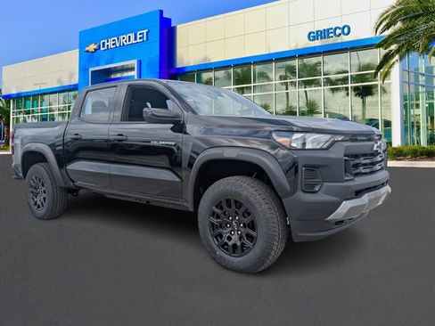 New 2026 Chevrolet Colorado Trail Boss AWD/4WD image 1