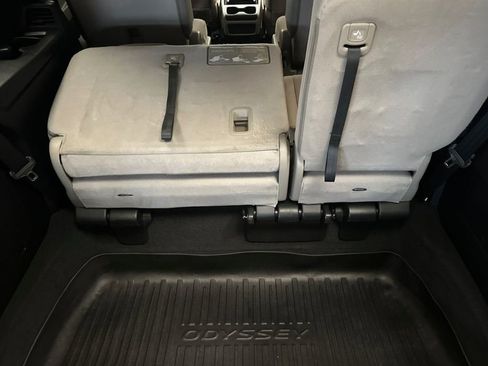 Used 2019 Honda Odyssey LX image 16
