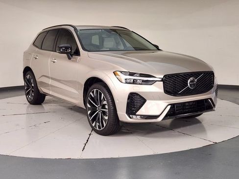 Used 2026 Volvo XC60 B5 Ultra w/ Protection Package Premier AWD/4WD image 7