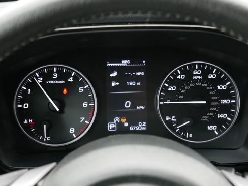 Used 2025 Subaru Outback Premium image 21