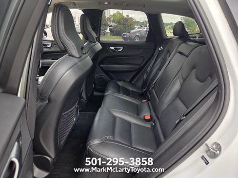 Used 2023 Volvo XC60 B5 Ultimate w/ Protection Package Premier FWD image 10