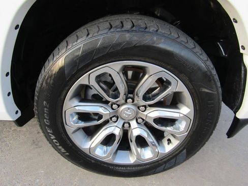 Used 2020 RAM 1500 Laramie w/ Sport Appearance Package image 8