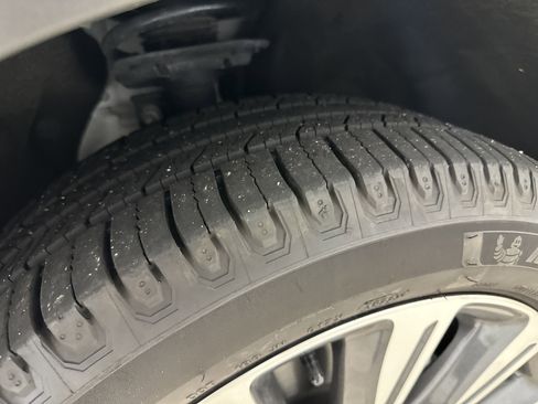 Used 2020 Lincoln Corsair Reserve w/ Equipment Group 201A image 12