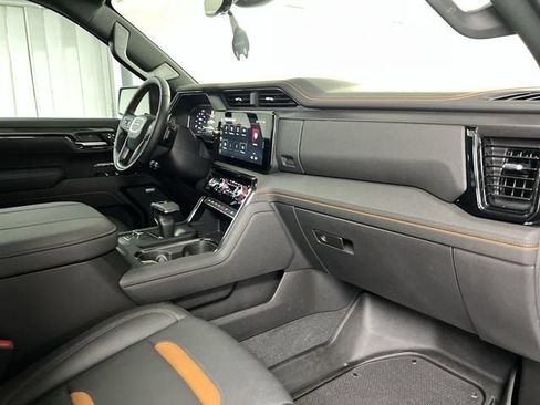 Certified 2025 GMC Sierra 1500 AT4 w/ AT4 Premium Package AWD/4WD image 30