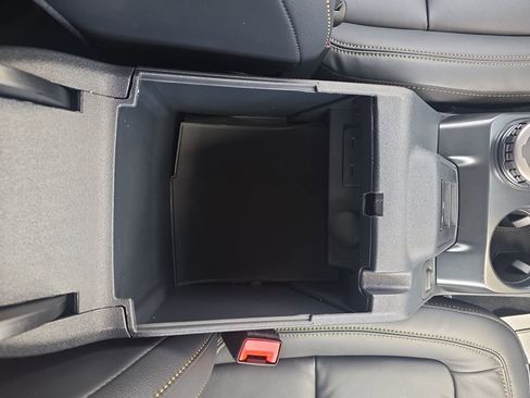 New 2025 Ford Bronco Badlands image 25