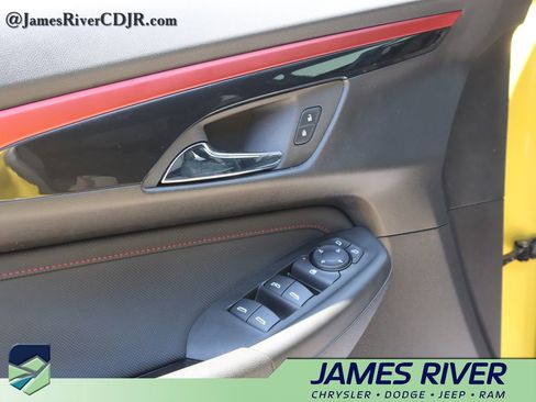 Used 2025 Chevrolet TrailBlazer RS w/ Driver Confidence Package FWD image 21